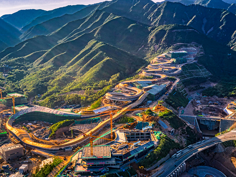 Umbrelă de soare din lemn și lucrări auxiliare pentru centrul de luge al Jocurilor Olimpice de iarnă de la Beijing